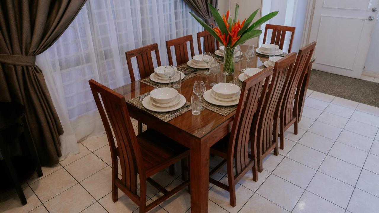 Petronella Apartment C1 Marina Court Kota Kinabalu Eksteriør bilde