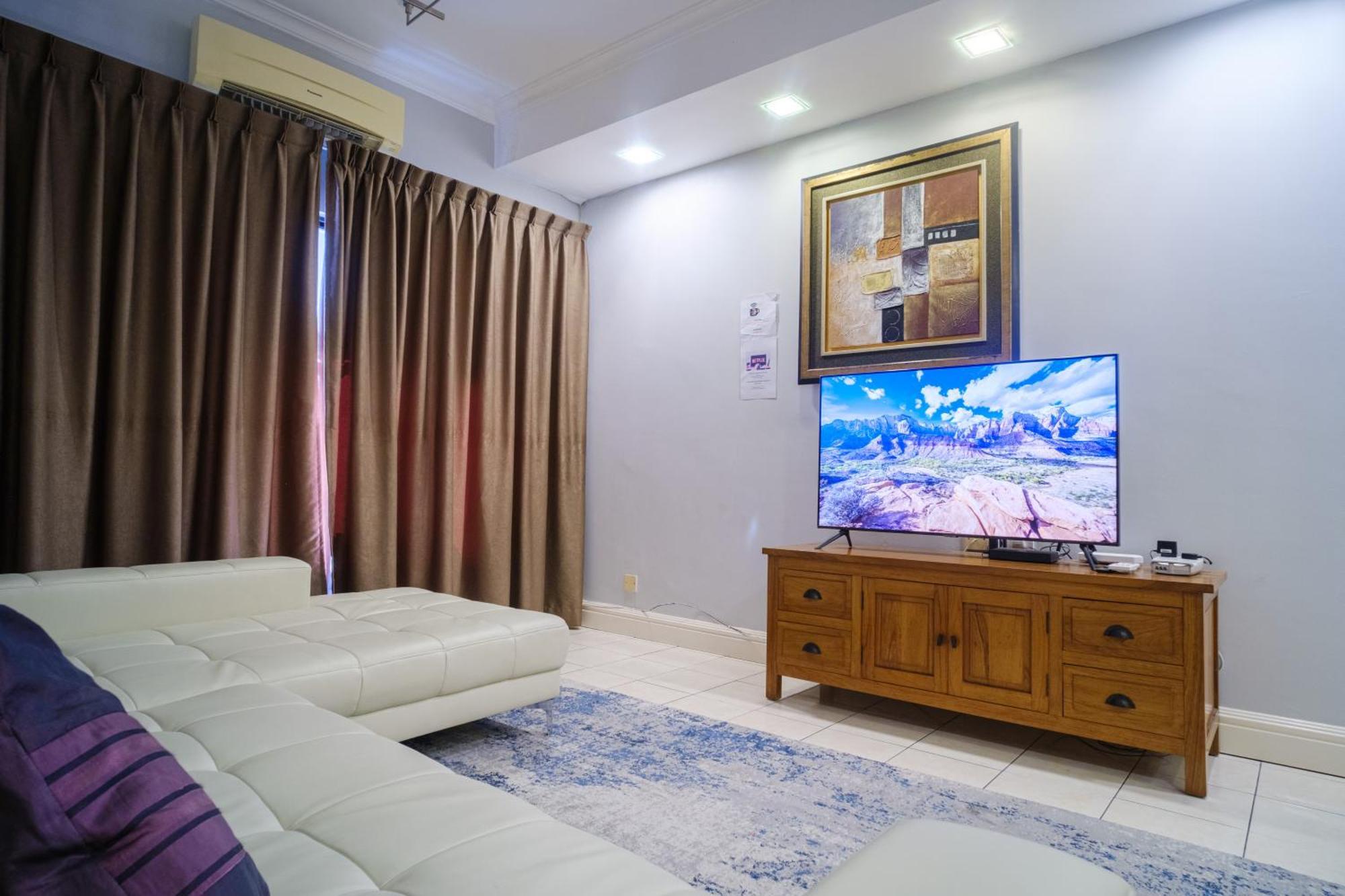Petronella Apartment C1 Marina Court Kota Kinabalu Eksteriør bilde